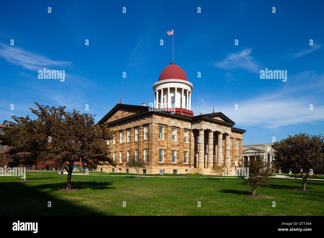 L'ancien bâtiment du Capitole de l'État à Springfield, Illinois. Un monument du renouveau grec riche en histoire politique et en début de carrière publique d'Abraham Lincoln. Banque D'Images