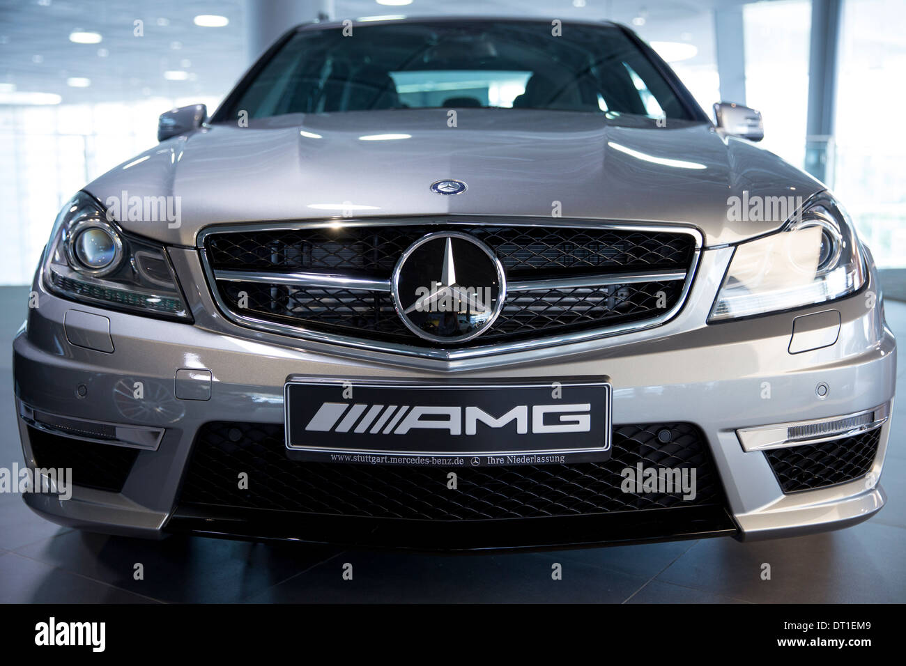 Mercedes-AMG C63 AMG Salon de voiture en Mercedes-AMG de montre et galerie dans Mercedesstrasse à Stuttgart, Bavière, Allemagne Banque D'Images
