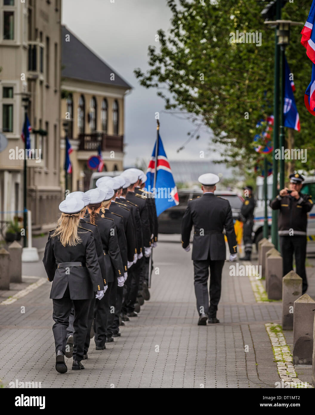 Parade le 17 juin, jour de l'indépendance de l'Islande. Reykjavik, Islande Banque D'Images