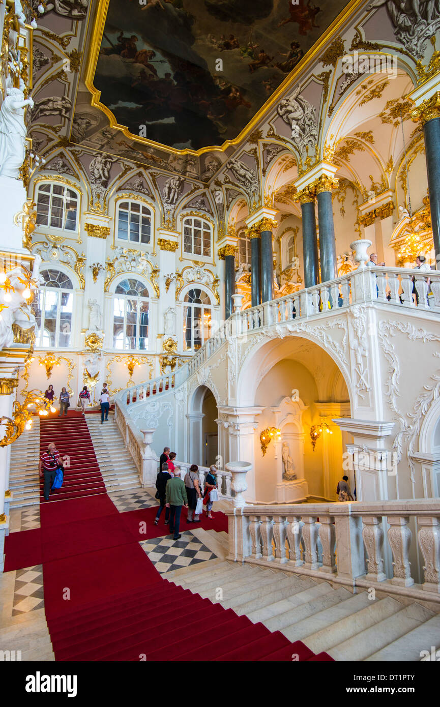 L'escalier principal de la Jordanie dans l'Ermitage (Palais d'hiver), UNESCO World Heritage Site, Saint-Pétersbourg, Russie, Europe Banque D'Images