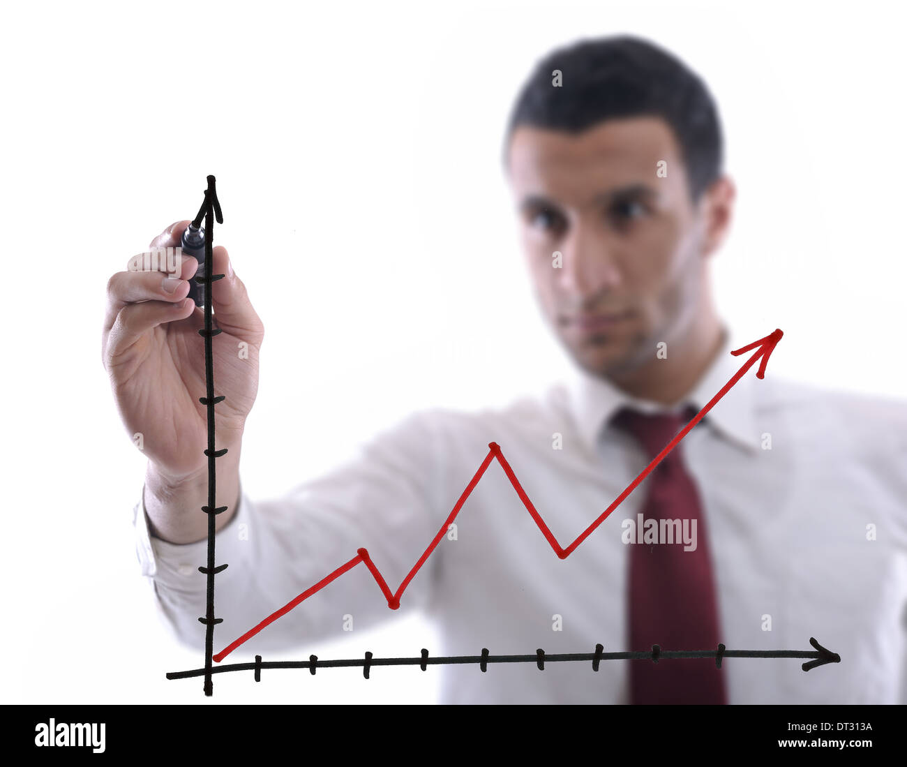 Business man tracer une ligne graphique Banque D'Images