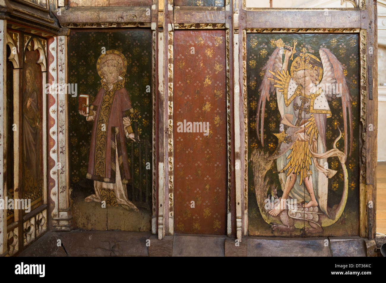 St Laurent et St Michael. Jubé médiéval à l'intérieur de l'Église Ranworth, Norfolk Broads, UK Banque D'Images