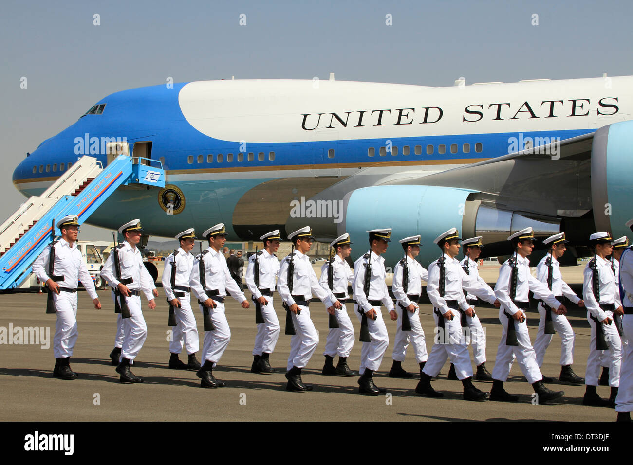 Des soldats de la marine israélienne, Garde d'honneur pour nous presidend Barack Obama lors de la cérémonie d'accueil à l'aéroport Ben Gourion Banque D'Images