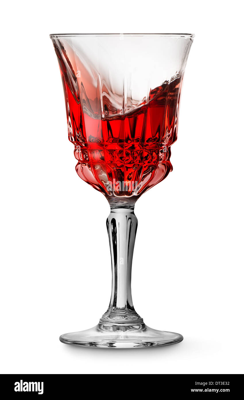 Déménagement en verre de vin rouge sur un fond blanc Banque D'Images