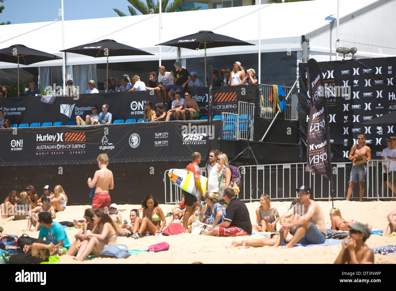 Sydney, Australie. 8 février 2014. La première journée de l'Open d'Australie de Surf Hurley à l'emblématique Sydney Manly Beach Crédit : martin berry/Alamy Live News Banque D'Images