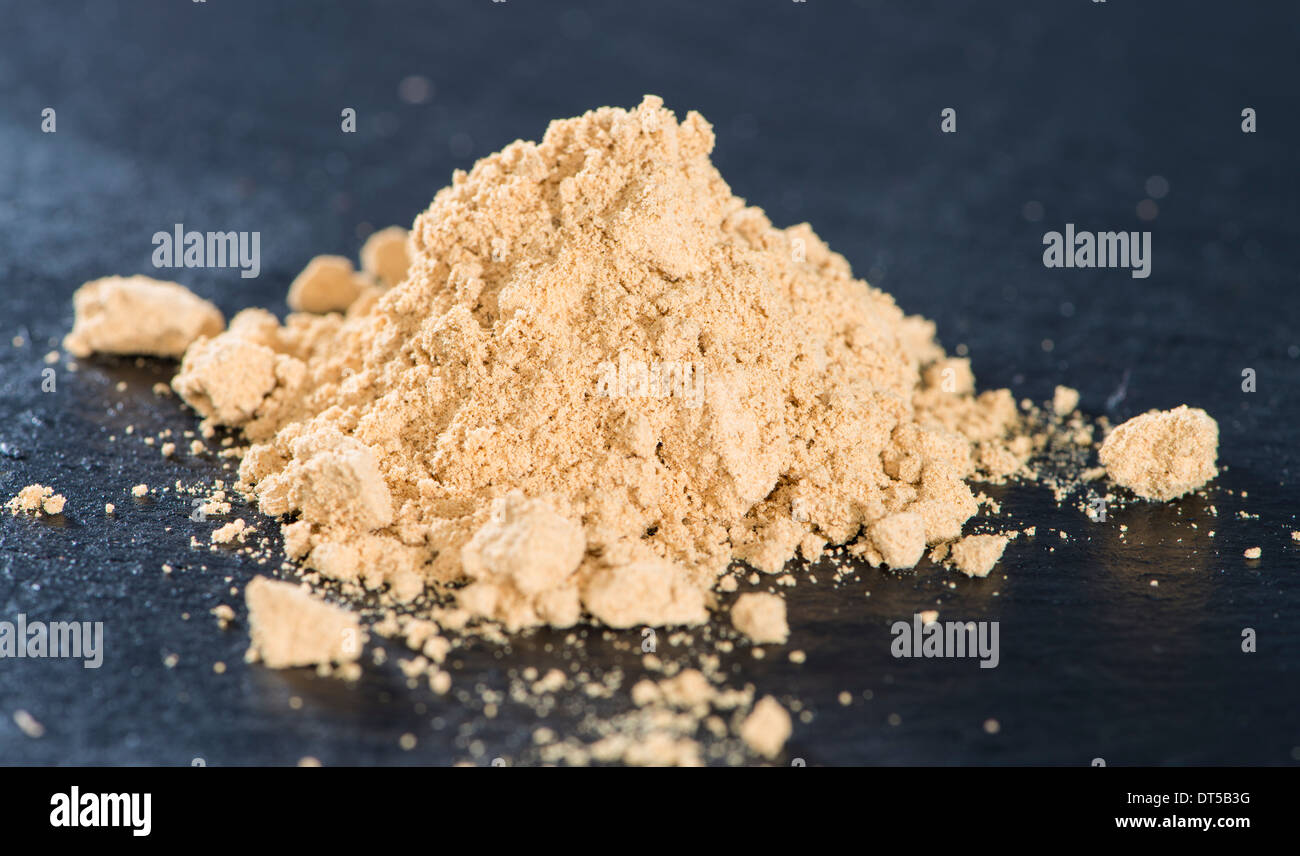 Tas de poudre de gingembre (détaillées close-up shot) Banque D'Images