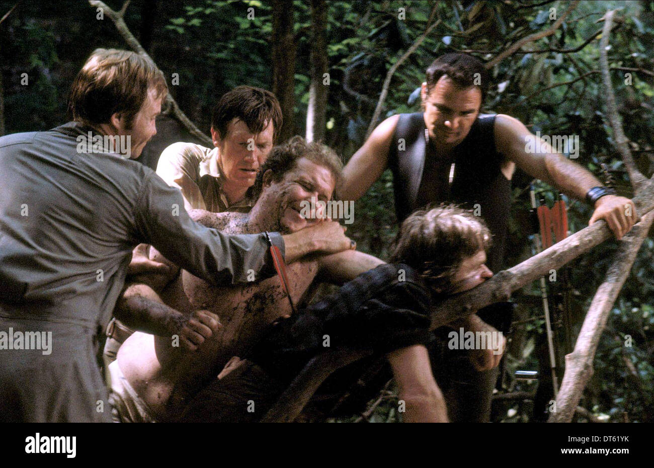 JON VOIGHT, RONNY COX, NED BEATTY, BILL MCKINNEY, Burt ...