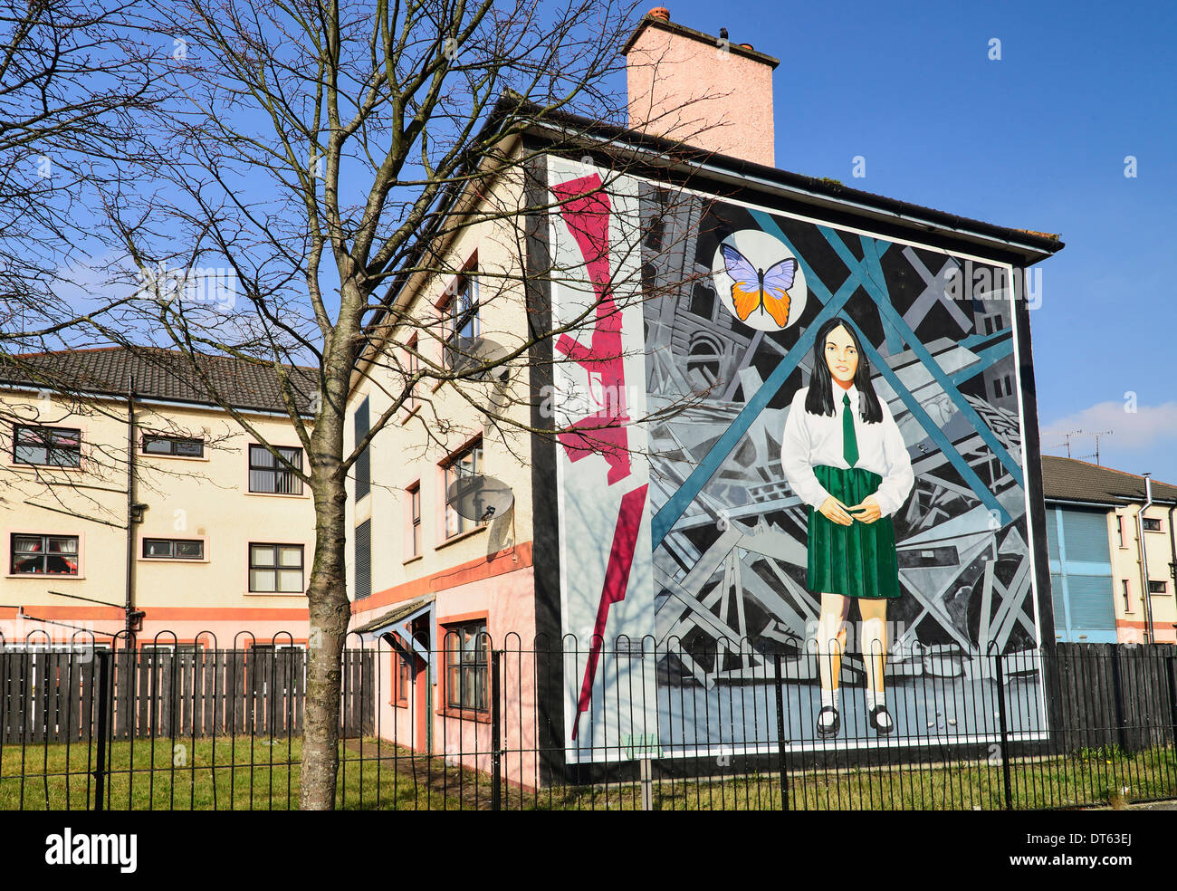 L'Irlande, Dublin, la série galerie de peinture murale Bogside, connue comme la mort de l'innocence, à la mémoire d'Annette McGavigan. Banque D'Images