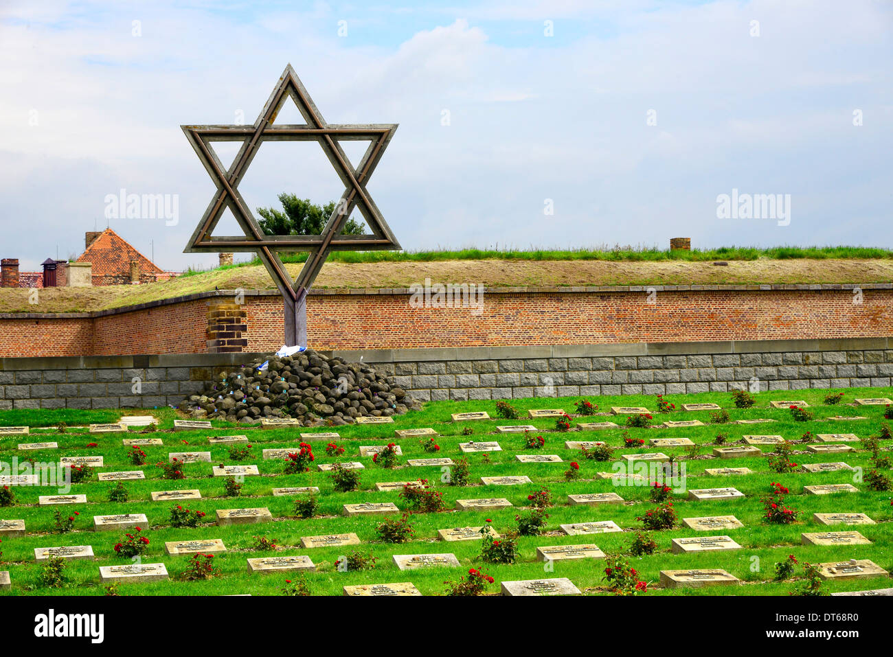 Terezin Terizen Camp de concentration juif cimetière et République tchèque holocauste nazi de la Seconde Guerre mondiale Banque D'Images