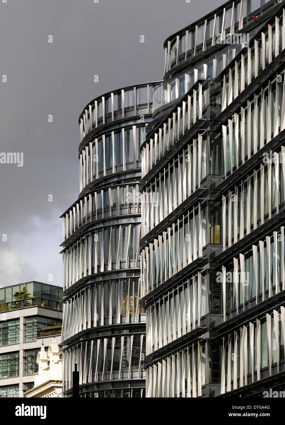 60 London, Londres, Royaume-Uni. Architecte : Kohn Pedersen Fox Associates (KPF), 2014. Détail de la façade. Banque D'Images