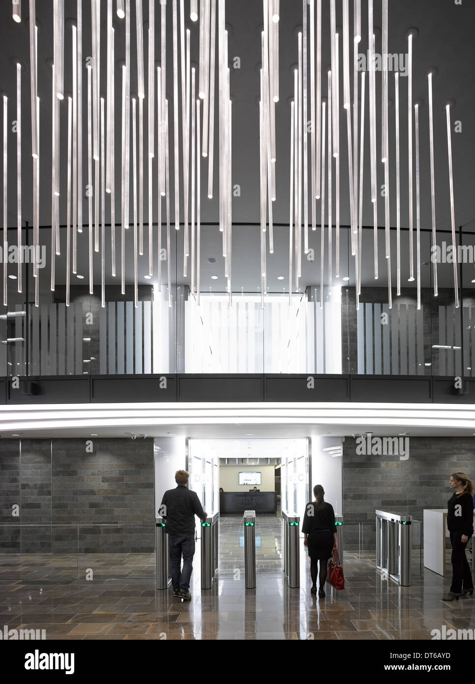 60 London, Londres, Royaume-Uni. Architecte : Kohn Pedersen Fox Associates (KPF), 2014. Vue intérieure dans l'espace réception. Banque D'Images