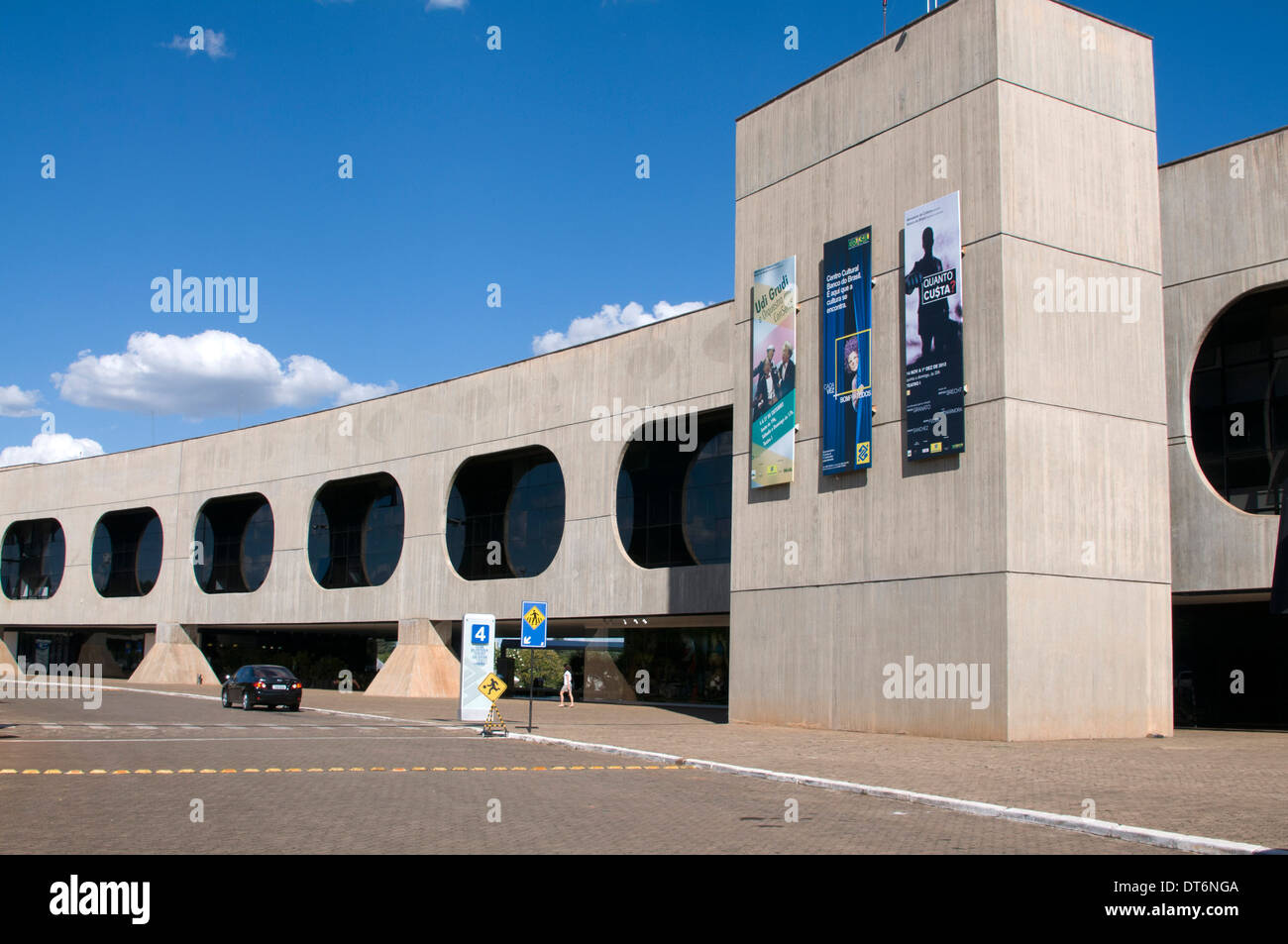 Banco do Brasil Cultural Centre se compose de galeries, d'expositions et d'un cinéma à Brasilia, Brésil. Le bâtiment a été conçu par un architecte, Banque D'Images