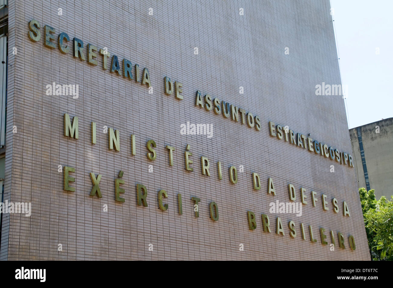 Ministère de la défense de l'armée brésilienne sur l'Esplanada dos Ministerios à Brasilia, Brésil. Banque D'Images