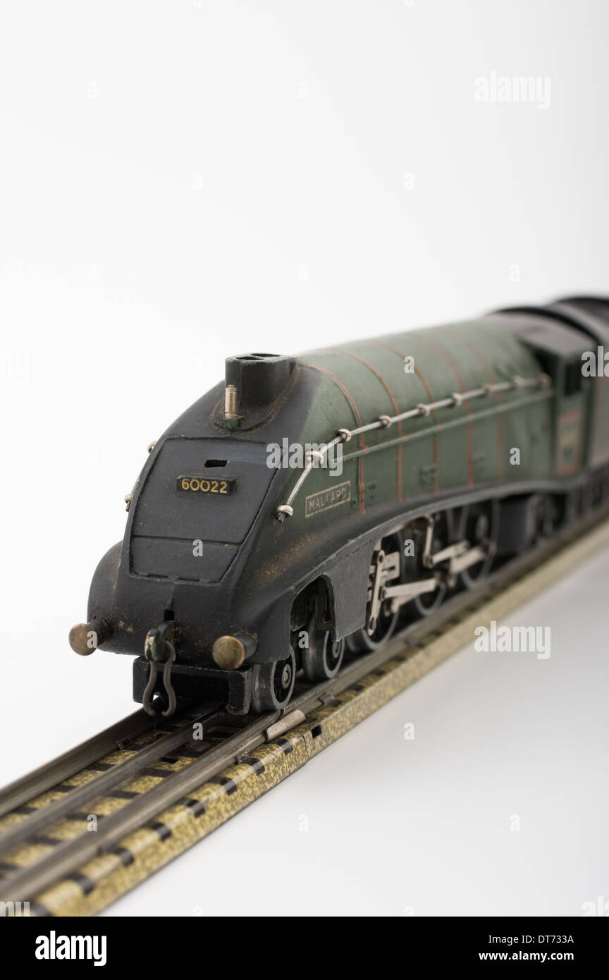 Modèle Dublo Hornby Train Locomotive Mallard vert britannique classique jouet pour enfants Banque D'Images