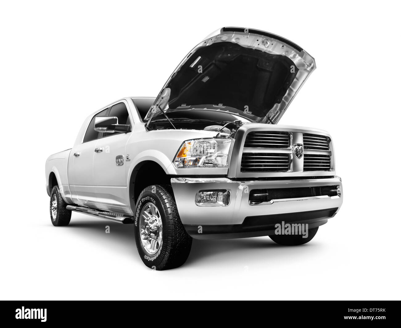 White 2012 Dodge Ram 1500 Laramie Longhorn camionnette isolé sur fond blanc avec clipping path Banque D'Images