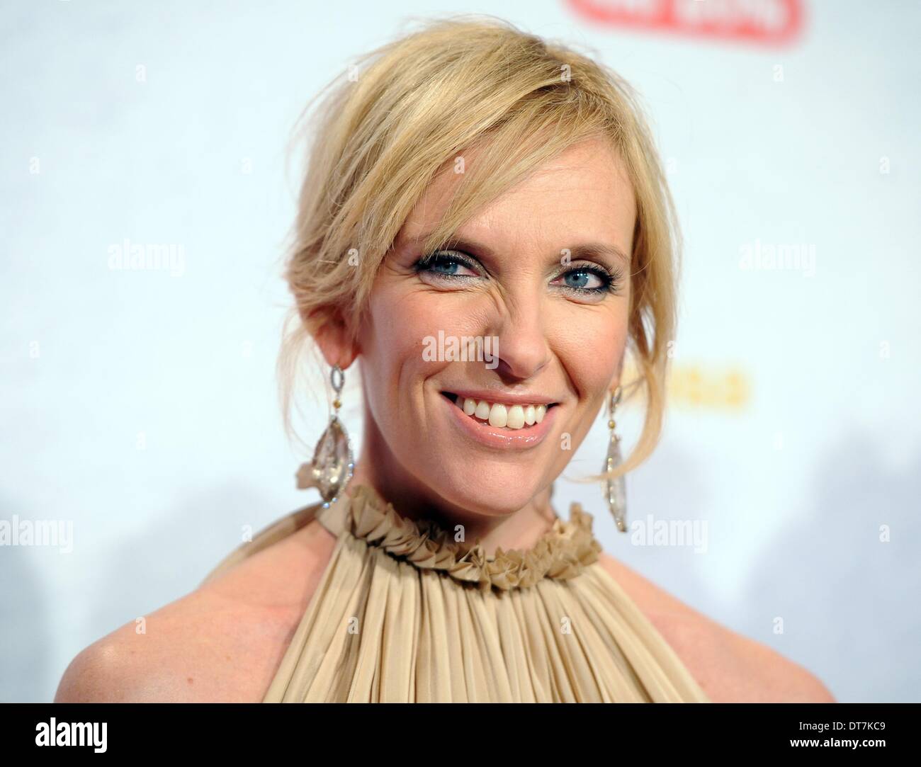 L'actrice australienne Toni Collette arrive pour l'accueil des 'Long Way Down' lors de la 64e Festival International du Film de Berlin à Berlin, Allemagne, le 10 février 2014. Le film est présenté dans la section Berlinale Special Gala' de la Berlinale, qui se déroulera du 06 au 16 février 2014. Photo : Britta Pedersen/dpa Banque D'Images