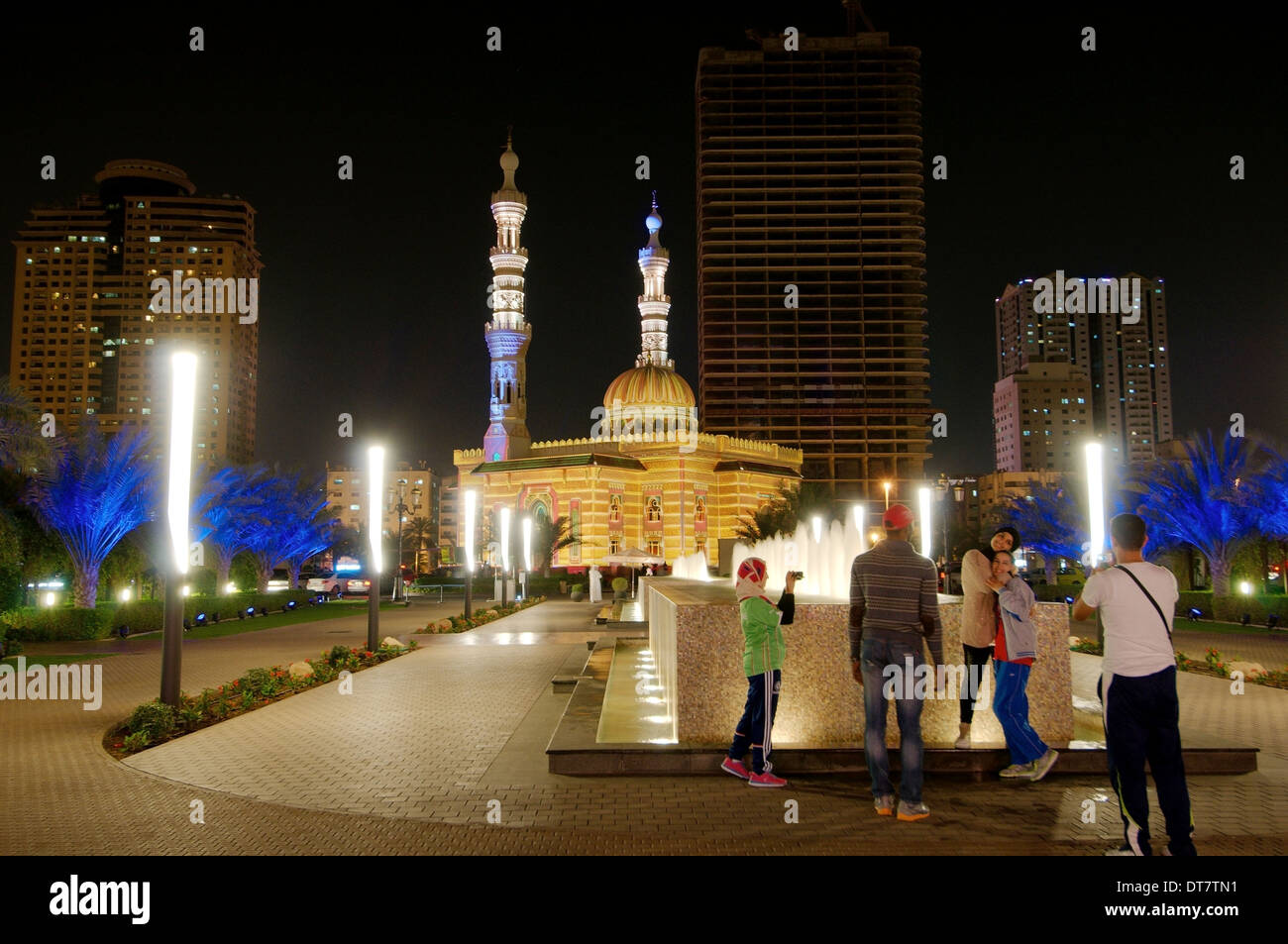 Festival Lumière Sharjah, mosquée Masjid Al Majaz, Emirat Sharjah, Émirats arabes unis, près de l'Orient Banque D'Images