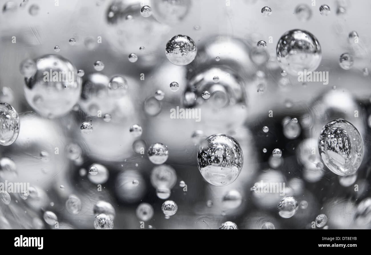 Résumé arrière-plan photo noir et blanc avec des bulles dans la sphère de verre Banque D'Images