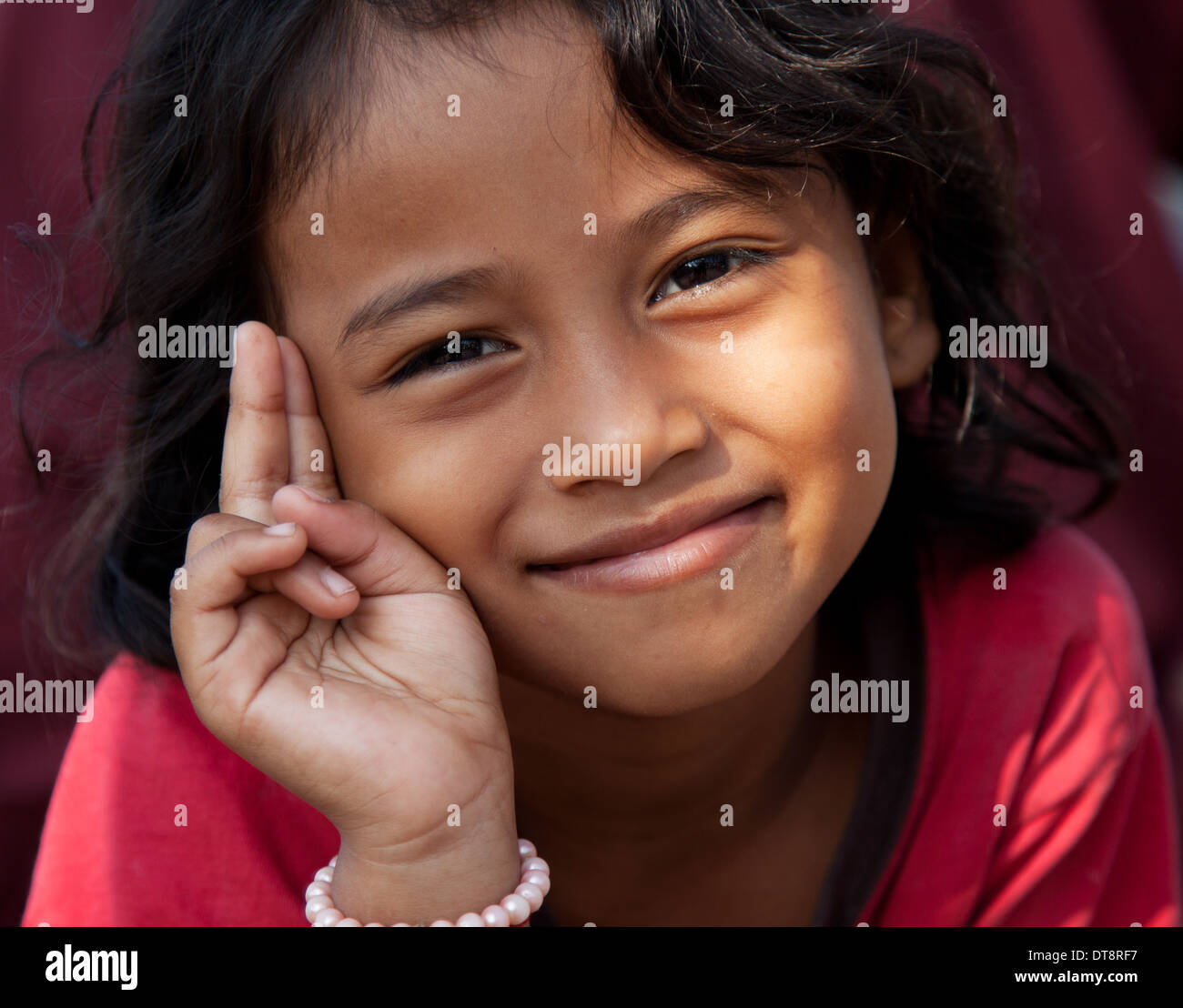 Smiling Cambodian girl Banque D'Images