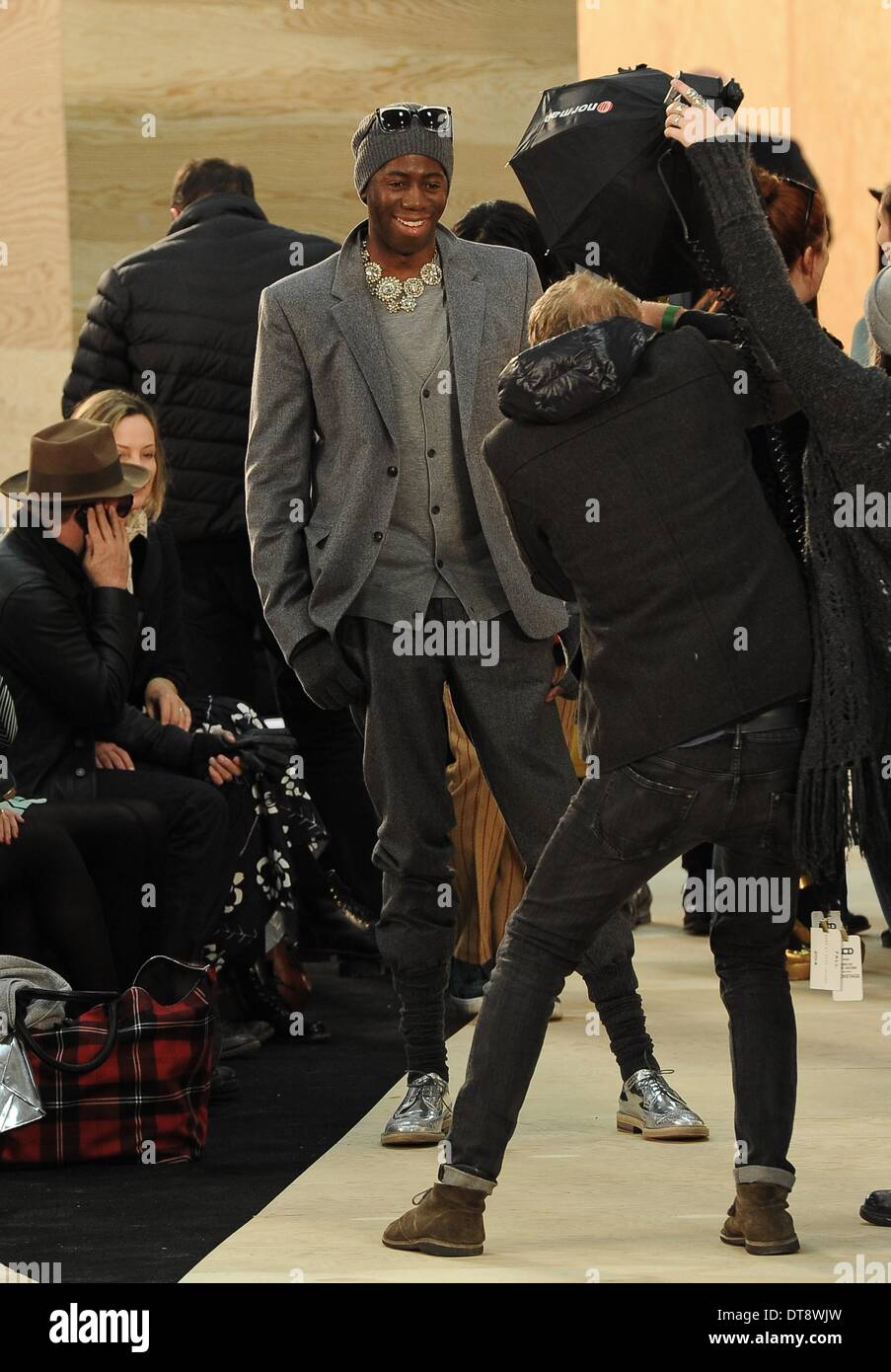 New York, NY, USA. Feb 11, 2014. J. Alexander en présence de Marc by Marc Jacobs Automne 2014 Fashion Show, Pier 36, New York, NY 11 février 2014. Crédit : John Paul Melendez/Everett Collection/Alamy Live News Banque D'Images