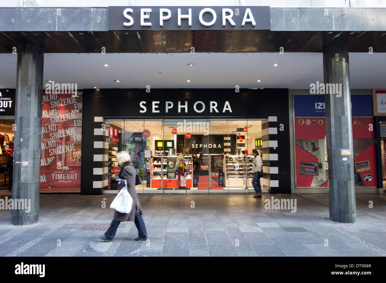 Kneza Milosa en magasin Sephora rue de Belgrade, Serbie Banque D'Images