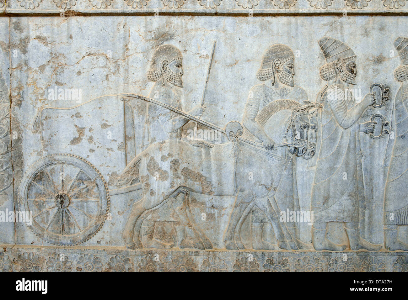 Délégation bas-relief, Palais Apadana, ancienne ville de Persépolis, UNESCO World Heritage Site, près de Shiraz, la province du Fars, Iran Banque D'Images