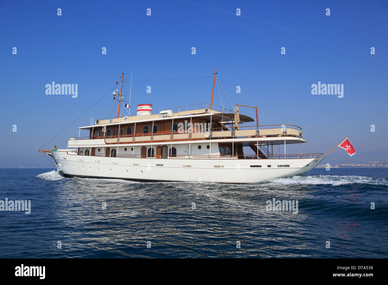 Yacht à moteur Teorem Banque D'Images