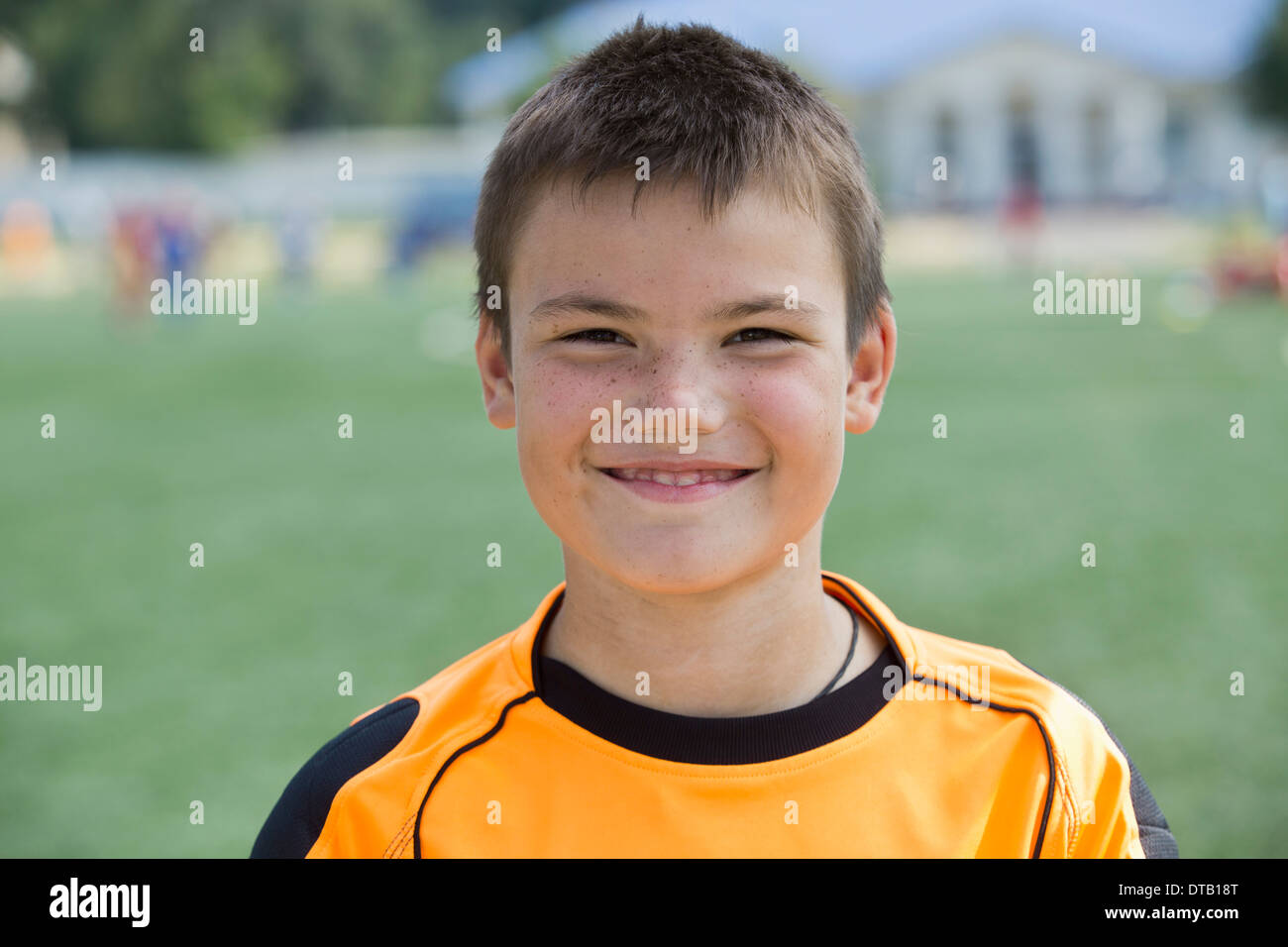 Portrait of boy, smiling Banque D'Images