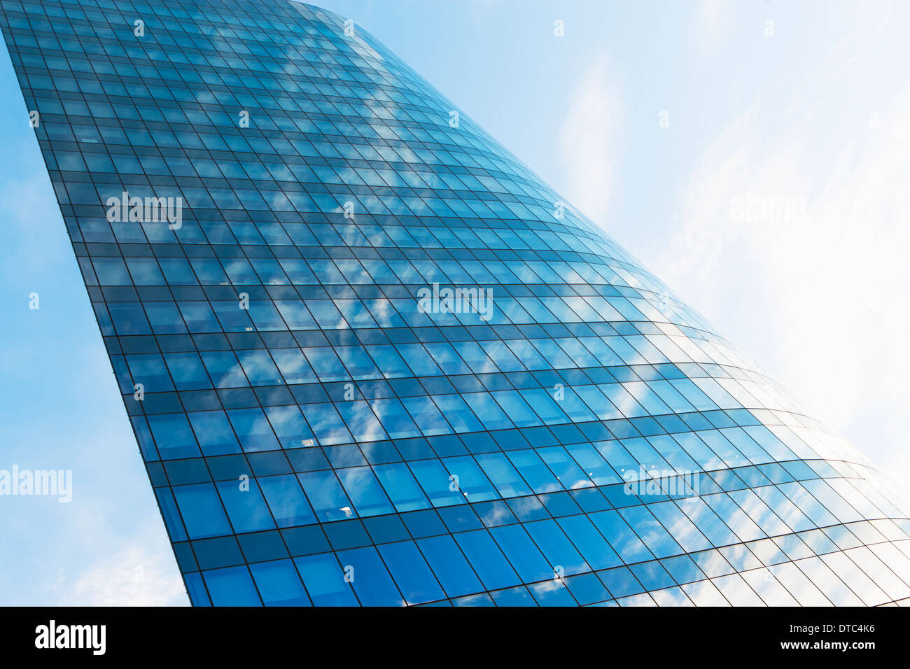 Façade en verre de gratte-ciel de New York City Banque D'Images