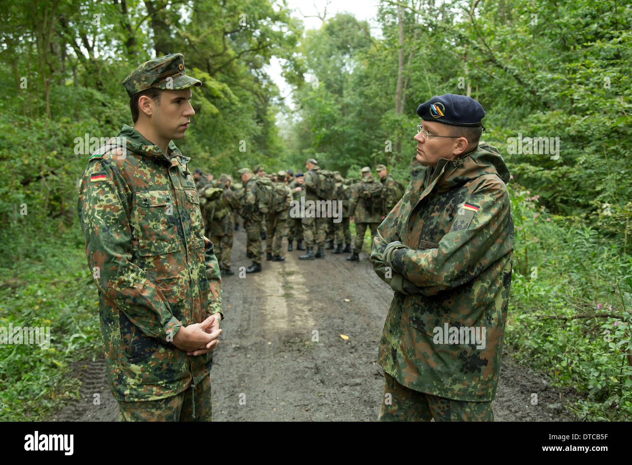 Colonel fabien Banque de photographies et d’images à haute résolution