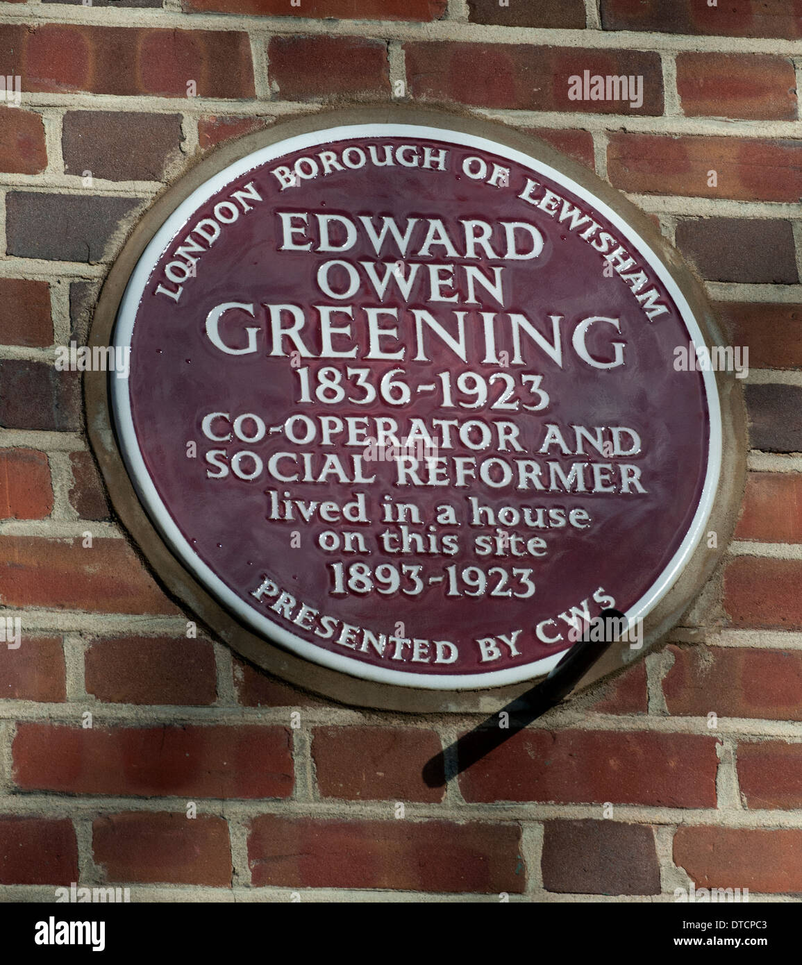 Plaque marron pour Edward Owen l'écologisation à Dowson, Belmont Park, Lewisham, London, UK Banque D'Images