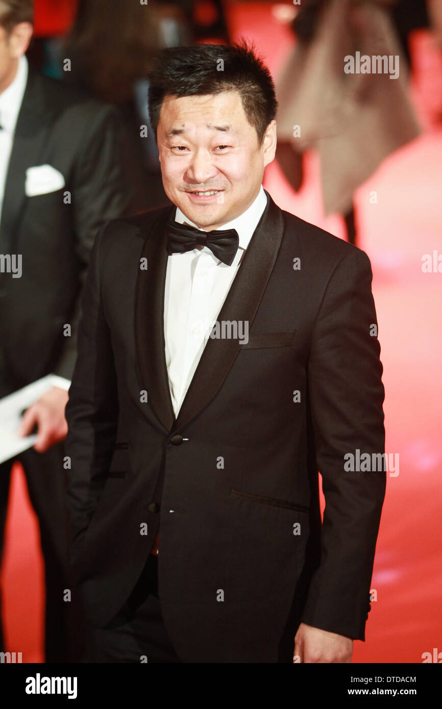 Berlin, Allemagne. Feb 15, 2014. Wang Jingchun acteur arrive sur le tapis rouge pour la cérémonie de clôture de la 64e Berlinale Festival International du Film de Berlin, Allemagne, le 15 février 2014. Credit : Zhang Fan/Xinhua/Alamy Live News Banque D'Images