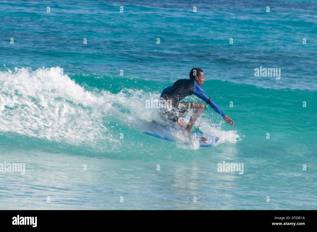 Le surf. Seychelles Banque D'Images