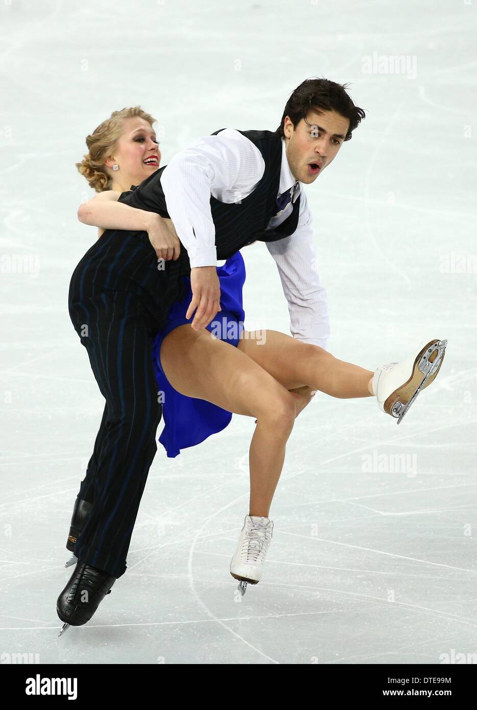 Sochi, Russie. 16 Février, 2014. Kaitlyn Weaver et Andrew Poje du Canada effectuer au cours de la danse sur glace danse court de l'événement de patinage artistique à l'Iceberg Palace pendant le Jeux Olympiques de 2014 à Sotchi, Sotchi, Russie, le 16 février 2014. Photo : Christian Charisius/dpa/Alamy Live News Banque D'Images