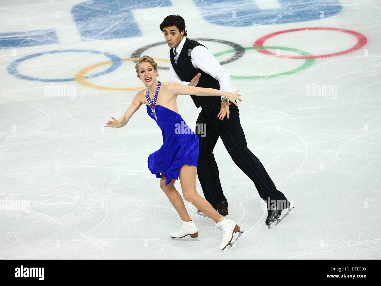 Sochi, Russie. 16 Février, 2014. Kaitlyn Weaver et Andrew Poje du Canada effectuer au cours de la danse sur glace danse court de l'événement de patinage artistique à l'Iceberg Palace pendant le Jeux Olympiques de 2014 à Sotchi, Sotchi, Russie, le 16 février 2014. Photo : Christian Charisius/dpa/Alamy Live News Banque D'Images