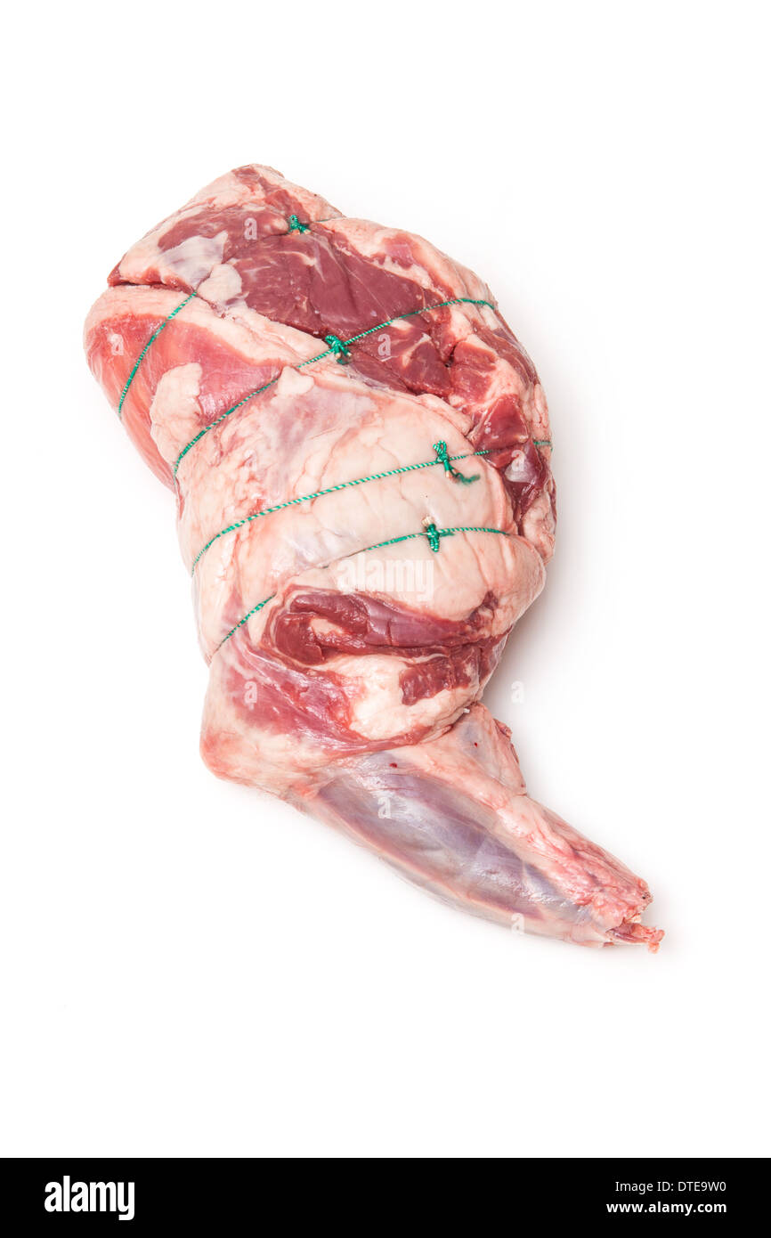 Épaule ou gigot d'agneau (mixte) 2,69 kg isolated on a white background studio. Banque D'Images