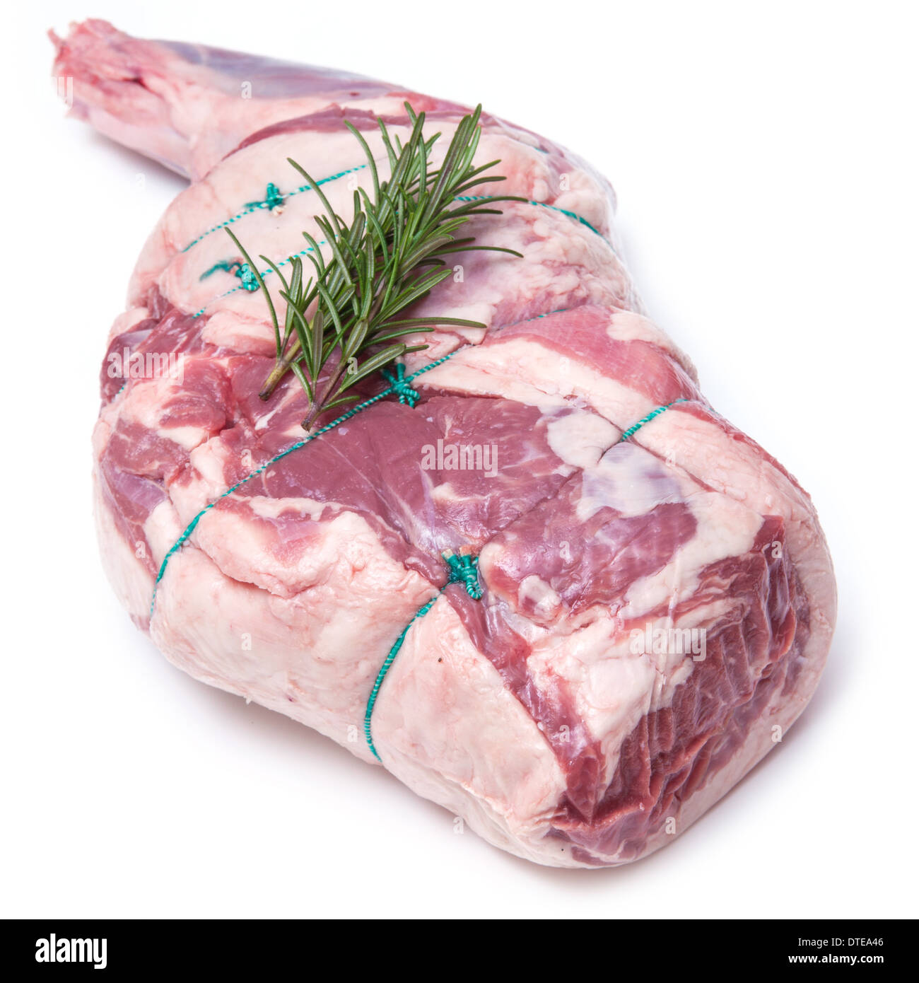 Épaule ou gigot d'agneau (mixte) 2,69 kg isolated on a white background studio. Banque D'Images