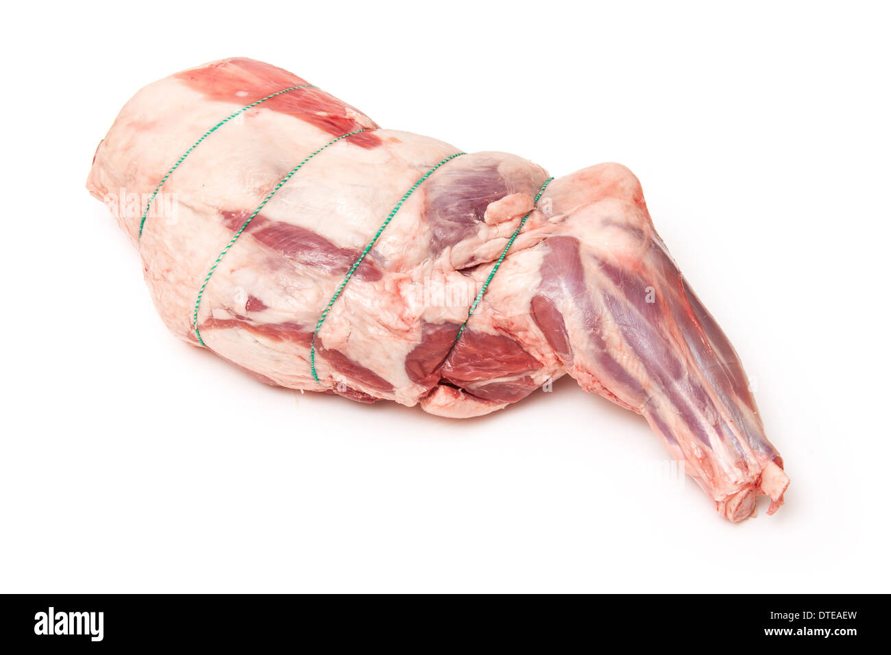 Épaule ou gigot d'agneau (mixte) 2,69 kg isolated on a white background studio. Banque D'Images