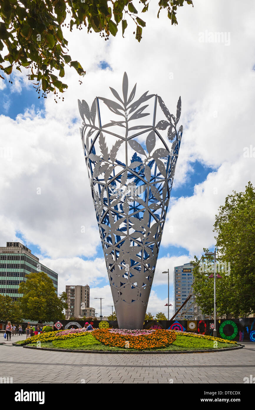 Février 2014. La sculpture à Challis Cathedral Square, Christchurch, Canterbury, île du Sud, Nouvelle-Zélande. Banque D'Images