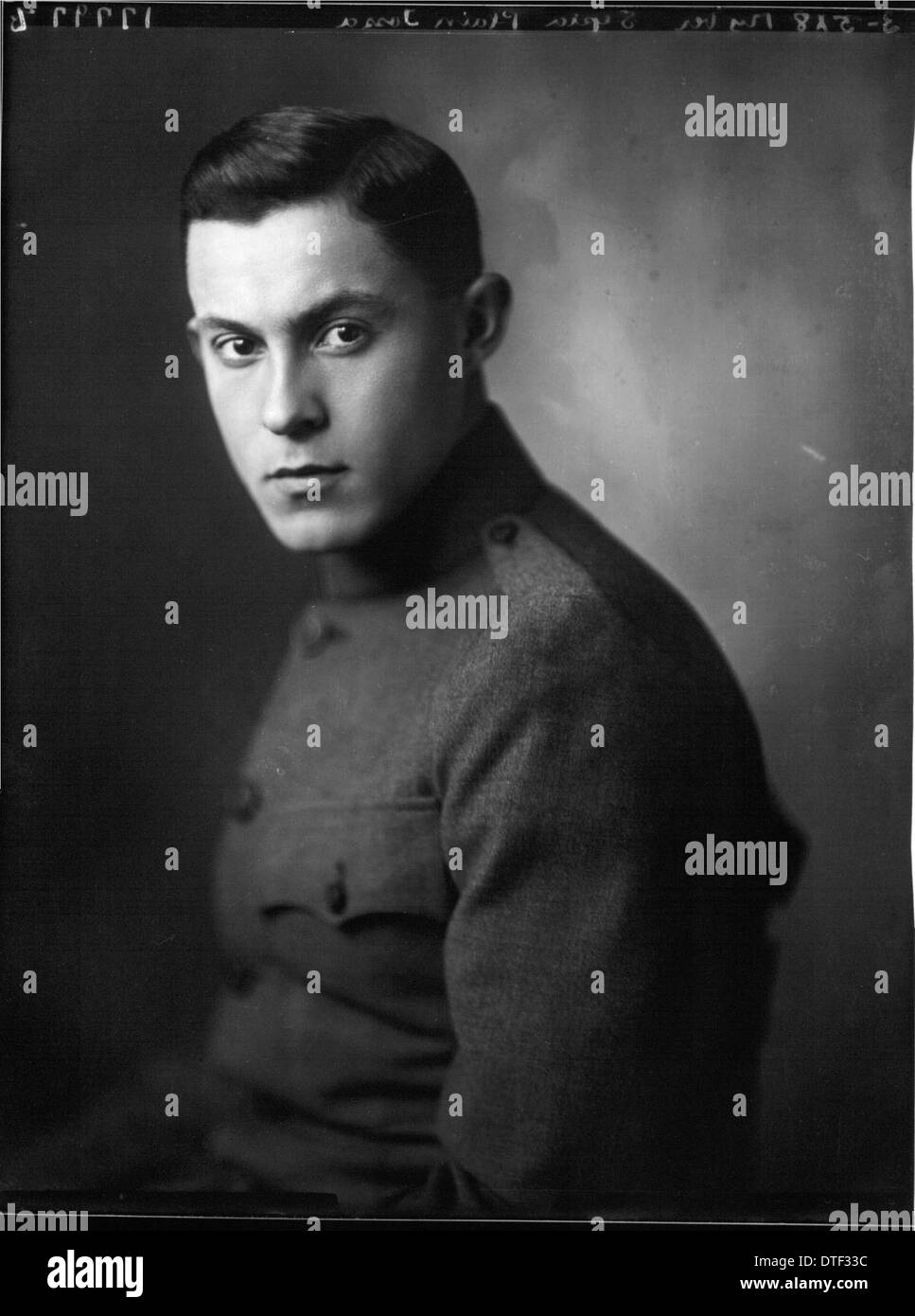 Portrait photographique de E. K.Troll en uniforme militaire 1918 Banque D'Images