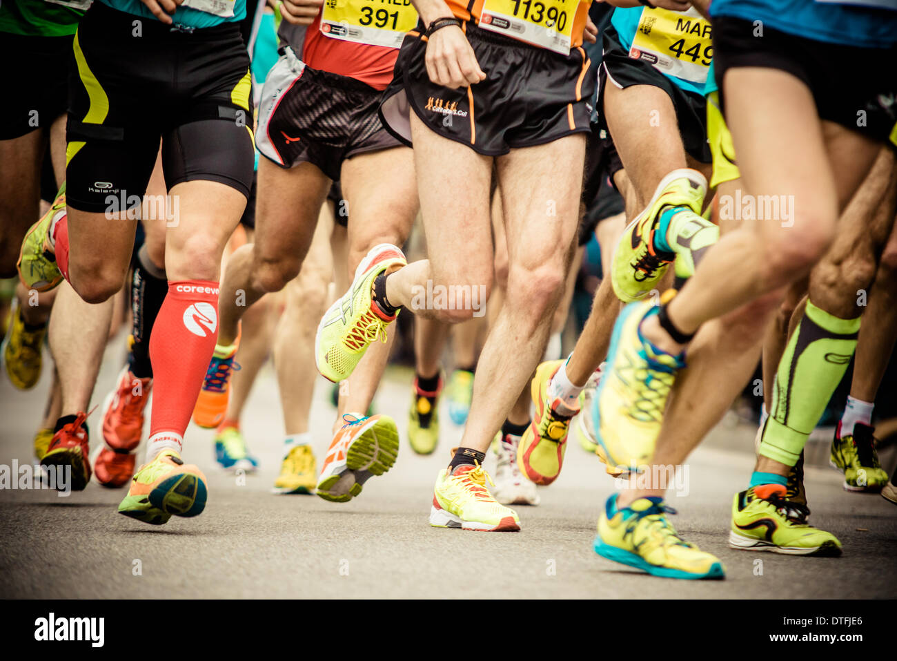 Barcelone, Espagne. 16 février 2014. Environ 14,000 : Ossature en compétition lors de la 24e édition du semi-marathon de Barcelone © matthi/Alamy Live News Crédit : matthi/Alamy Live News Banque D'Images