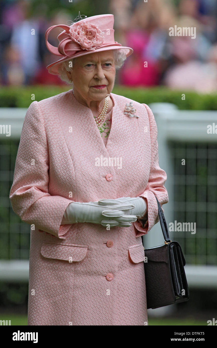 Ascot, Royaume-Uni, la reine Elizabeth II, reine de Grande-Bretagne et d'Irlande du Nord Banque D'Images