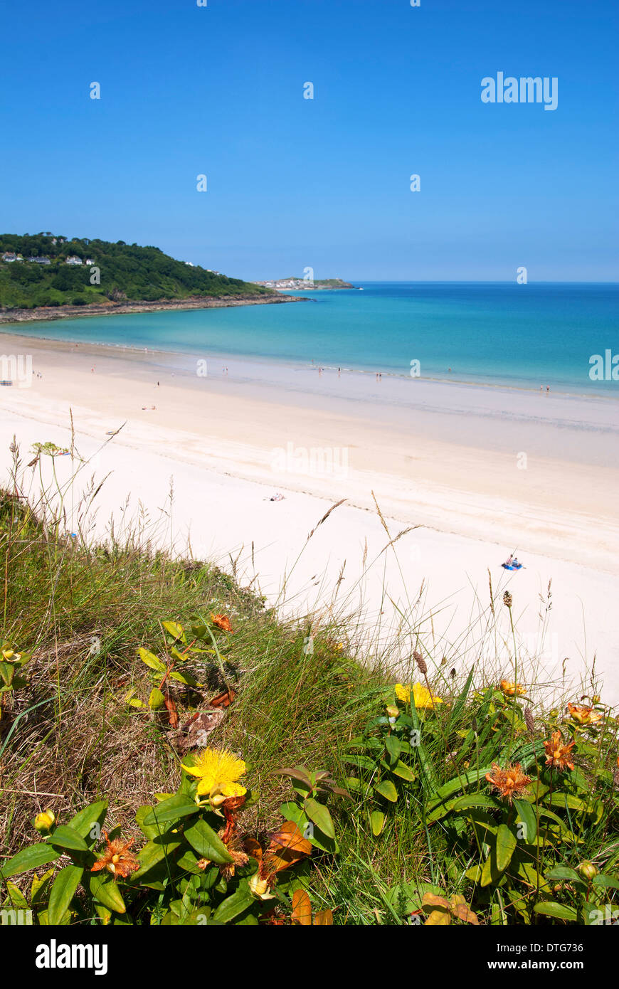 La plage isolée à Carbis Bay près de St.Ives à Cornwall, UK Banque D'Images