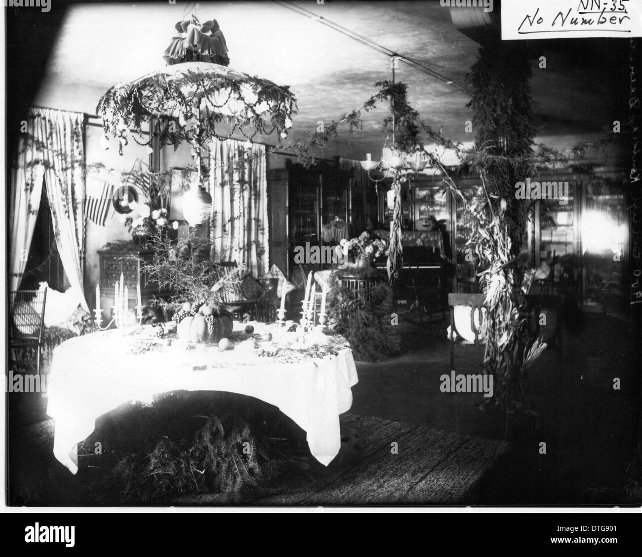 Oxford College Library décoré pour le Kentucky/ca. 1900 Banque D'Images