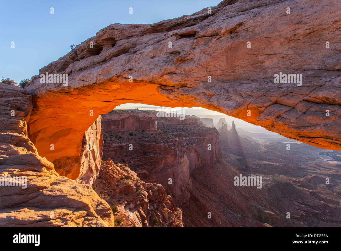 Mesa Arch, Canyonlands National Park, en Utah. Banque D'Images