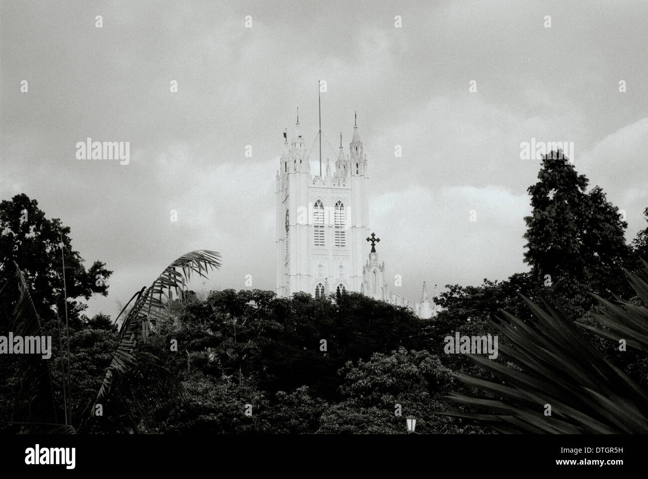 La photographie de voyage - Saint Paul's Cathedral à Calcutta Kolkata au Bengale occidental en Inde, en Asie du Sud. Le christianisme chrétienne Église Sky Banque D'Images