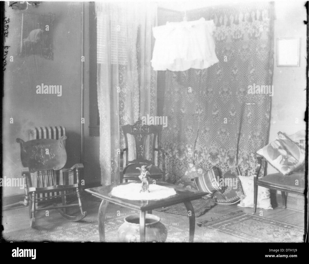 Miami University Beta Theta Pi chapter house parlour n.d. Banque D'Images