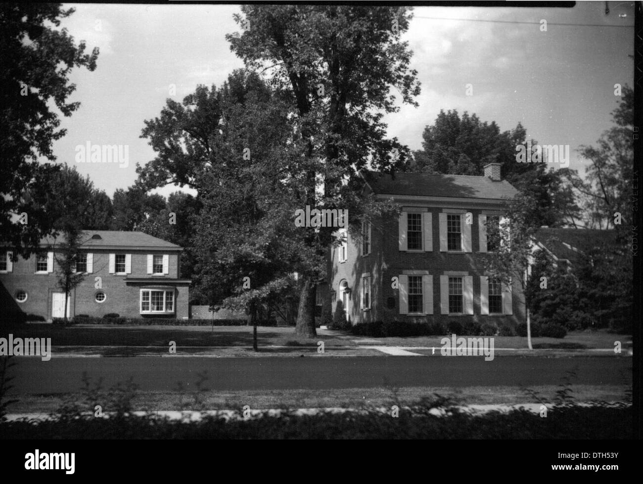 Le siège national de Beta Theta Pi est un bâtiment important associé à la fraternité. Cette structure joue un rôle central dans l’histoire et les activités de la fraternité Beta Theta Pi et de ses chapitres. Banque D'Images
