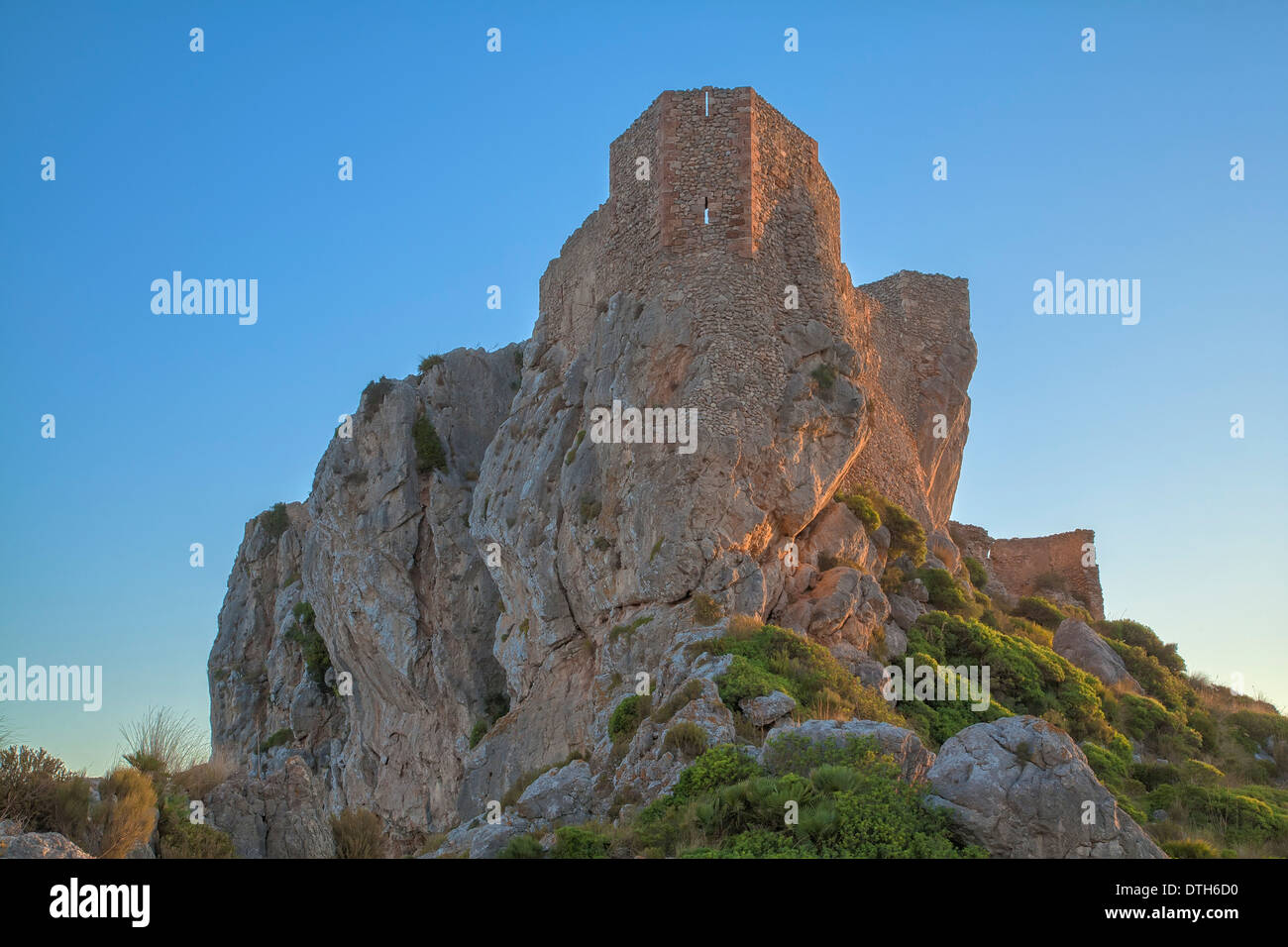 Castell del Rei de montagne historique forteresse de pierre au lever du soleil. Collines Tramuntana. Pollensa, Majorque, Iles Baléares, Espagne Banque D'Images