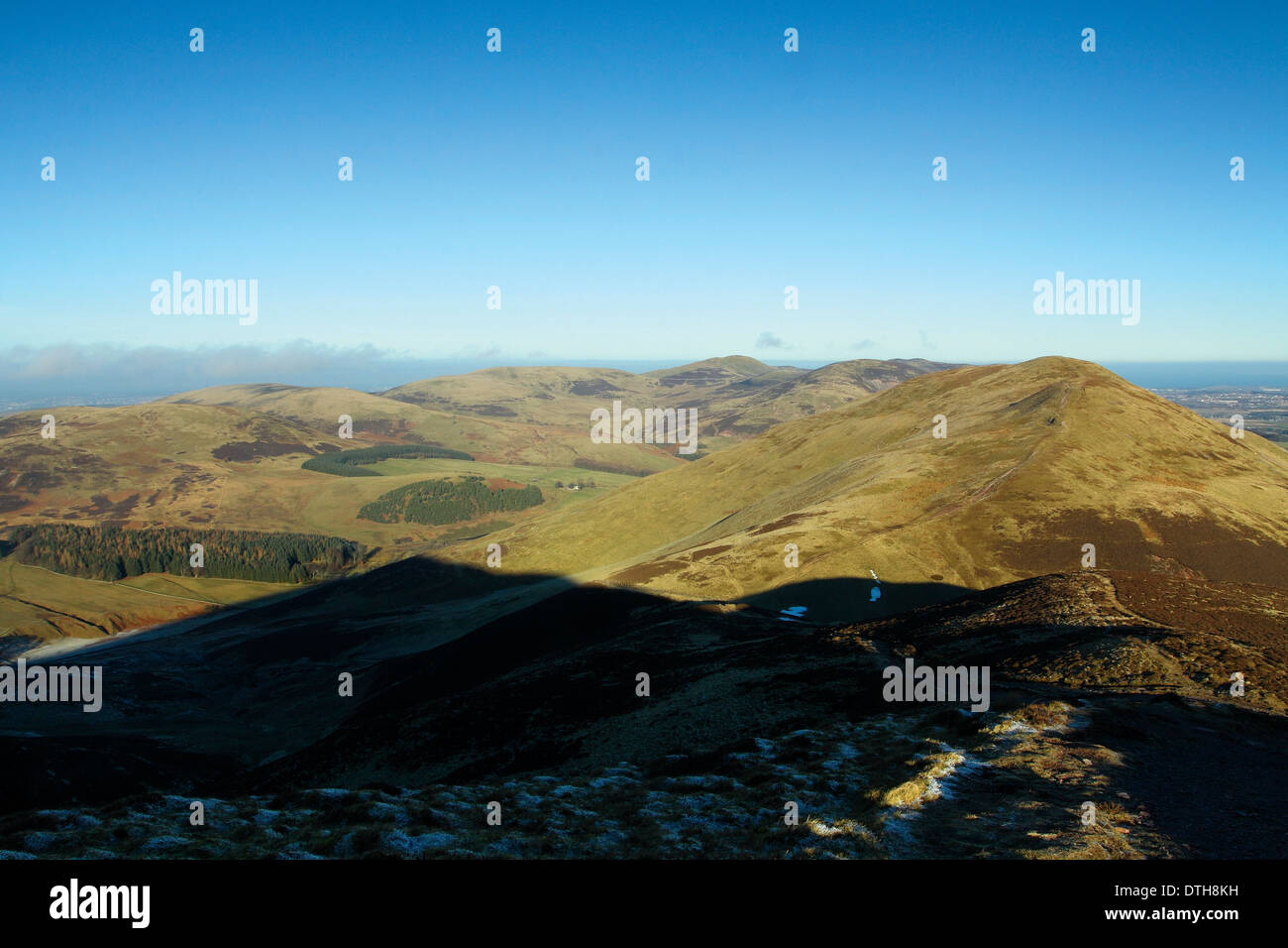 Carnethy Caerketton avec vue sur la colline et de Glencorse, les collines de Pentland, Lothian Banque D'Images